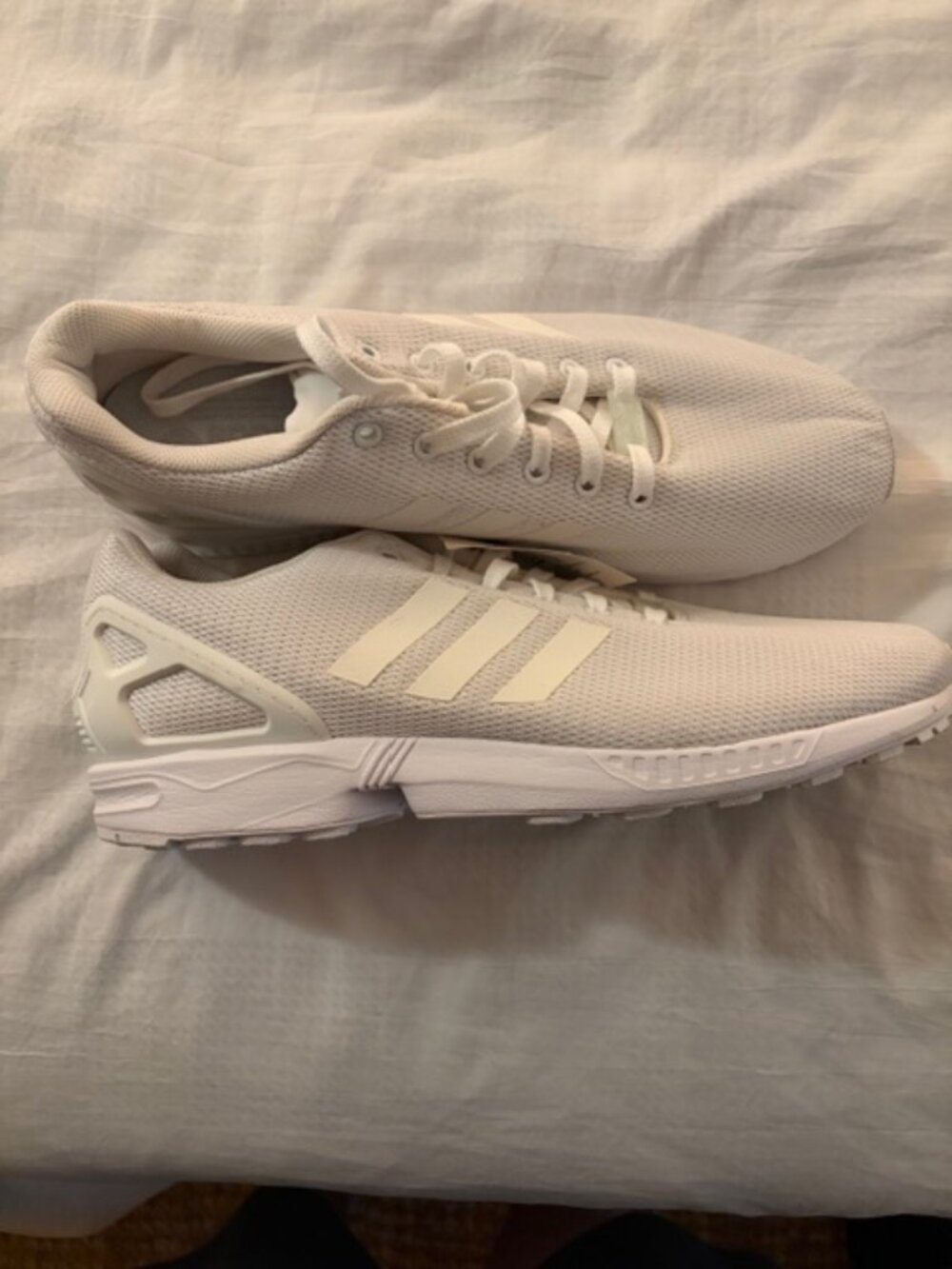 adidas originals ZX FLUX; white